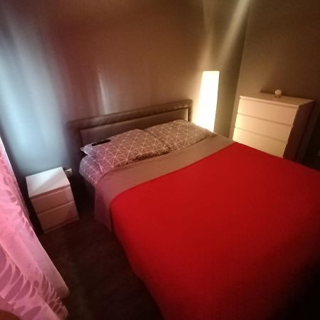Apartament Przy Dworcu W Sanoku Экстерьер фото